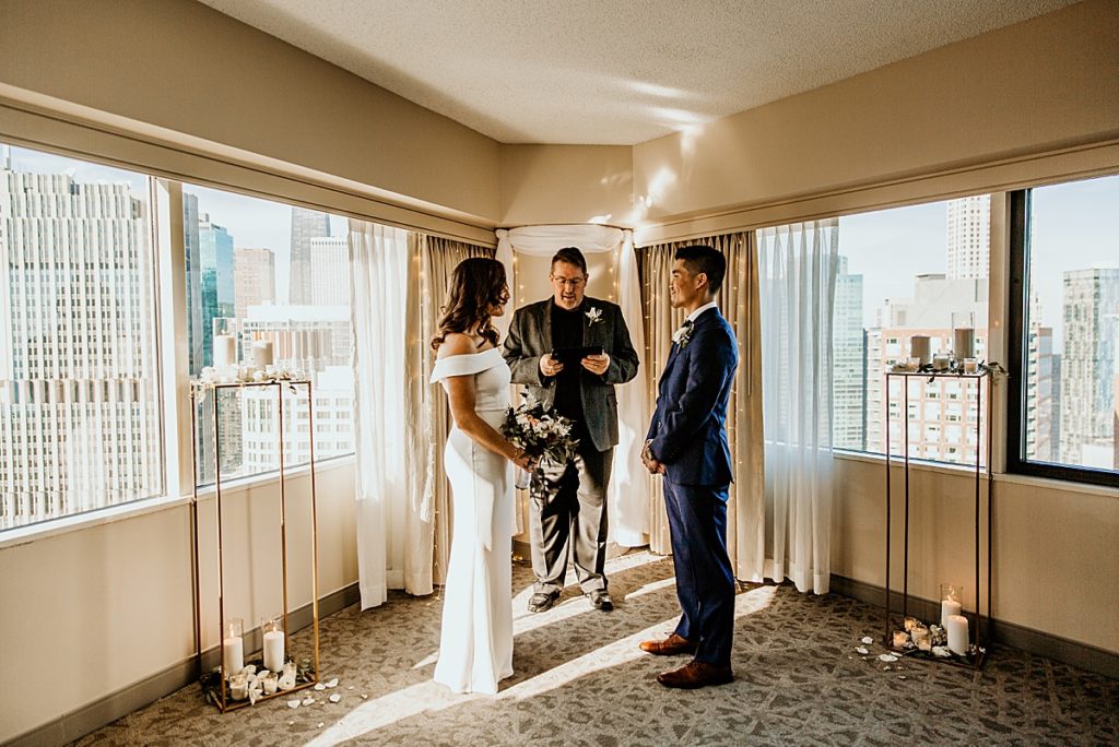 intimate wedding ceremony at chicago hotel